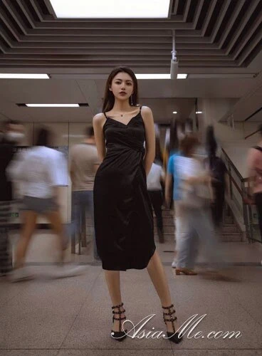 Sally Profile image 2